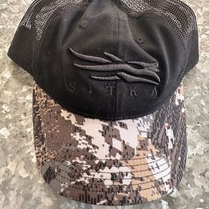 Sitka EV Camo Trucker Hat NWT